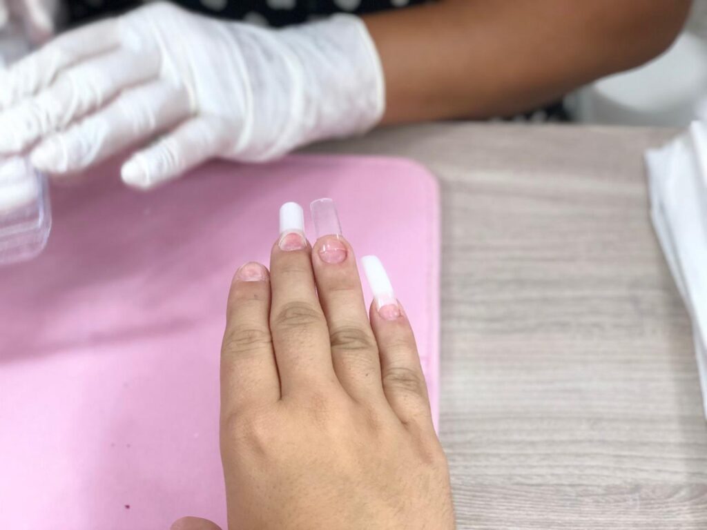 Curso de Unhas de Fibra de Vidro Online Aprenda do Zero com Cer (4)
