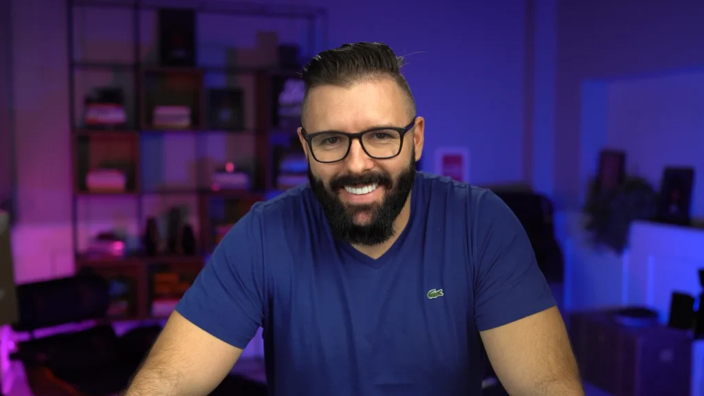 Alex Vargas, professor e criador do curso Fórmula Negócio Online 5.0